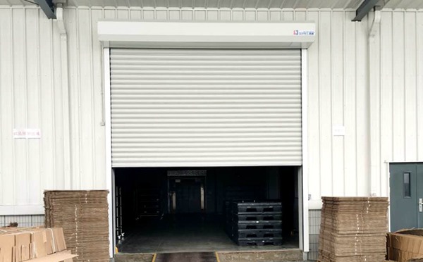 提升門比卷簾門有哪些優(yōu)點(diǎn)？插圖1